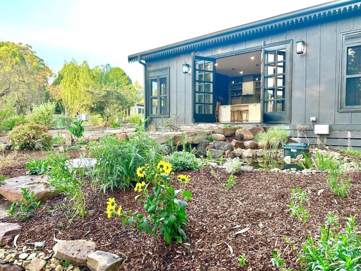 The Temple - Country Farm Retreat Villa Launching Place Kültér fotó