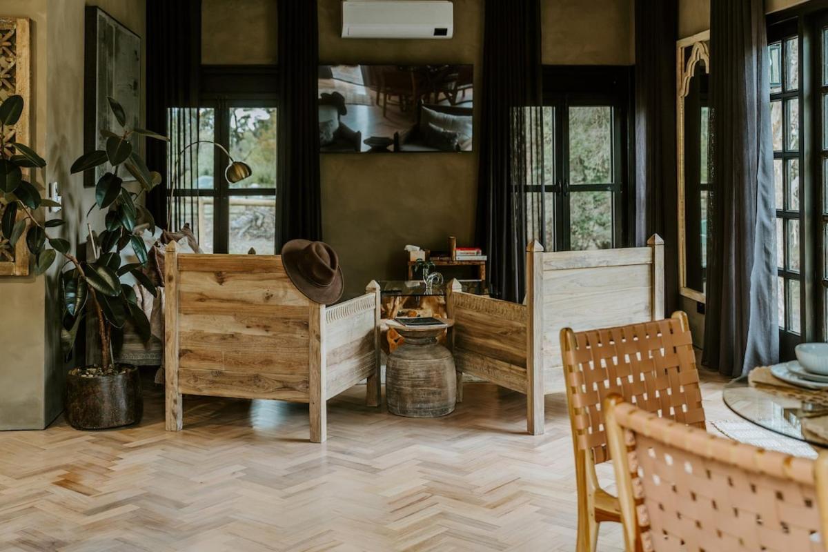 The Temple - Country Farm Retreat Villa Launching Place Kültér fotó